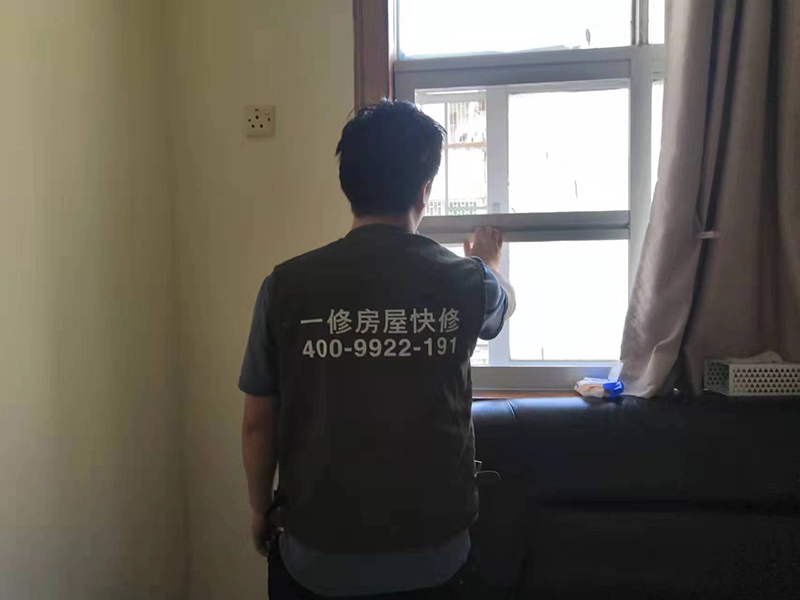 武漢老式窗戶怎么翻新改造飄窗？