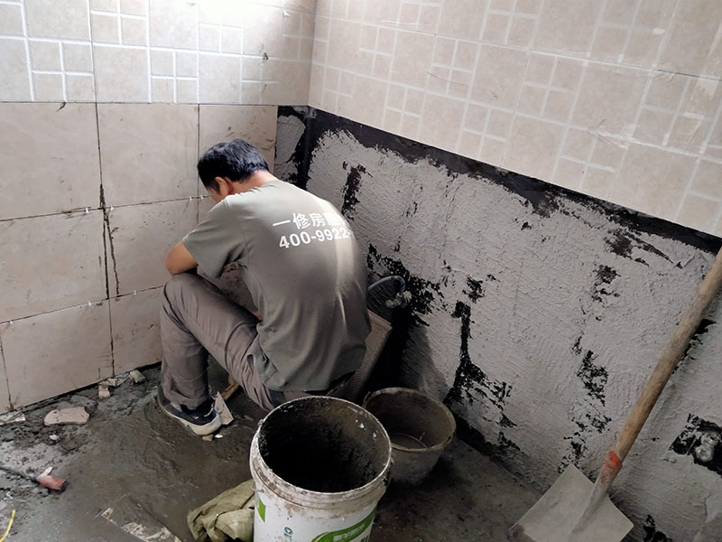 深圳地面自流平翻新，空鼓開裂的處理方