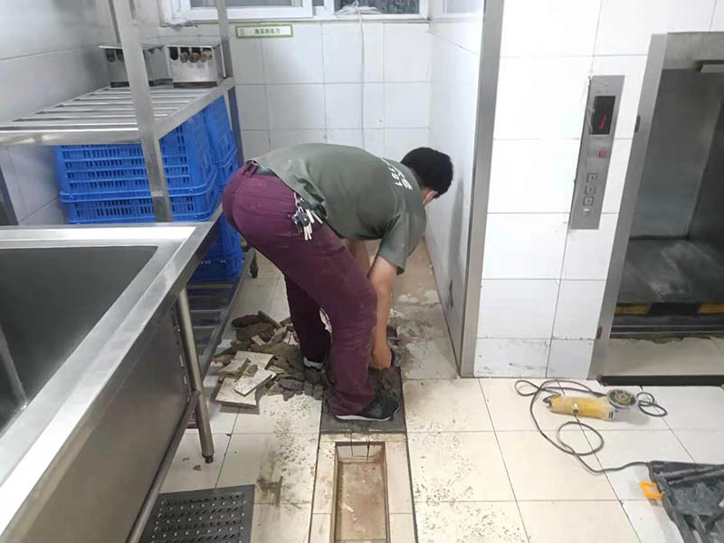 廚房下水管高于排水管怎么辦？